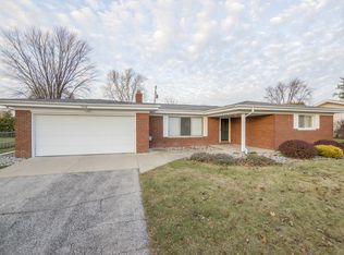 5318 Willowbrook Dr, Saginaw, MI 48638