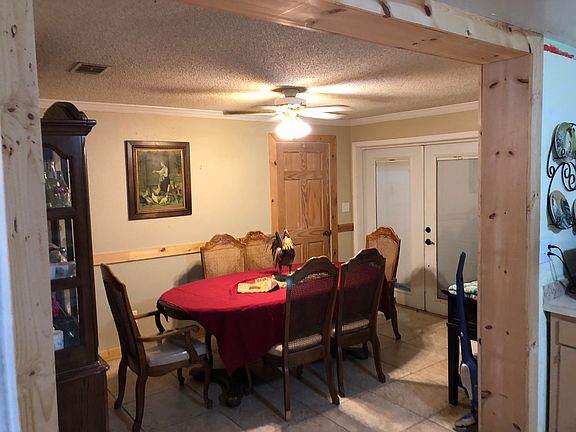 3rd image of 2515 Dunn St