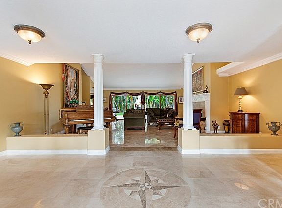 3rd image of 11561 Heathcliff Dr
