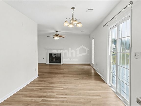 5th image of 156 Faulkner Cir