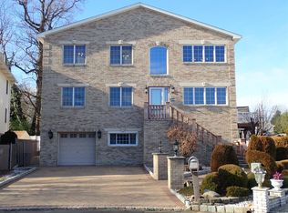 44 Willow Wood Ct, East Rutherford, NJ 07073