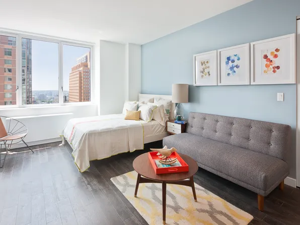 309 Gold Street image 1 of 14