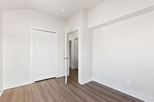 1215 Corporate Dr — Photo 23