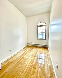 Rented by Amorelli Realty