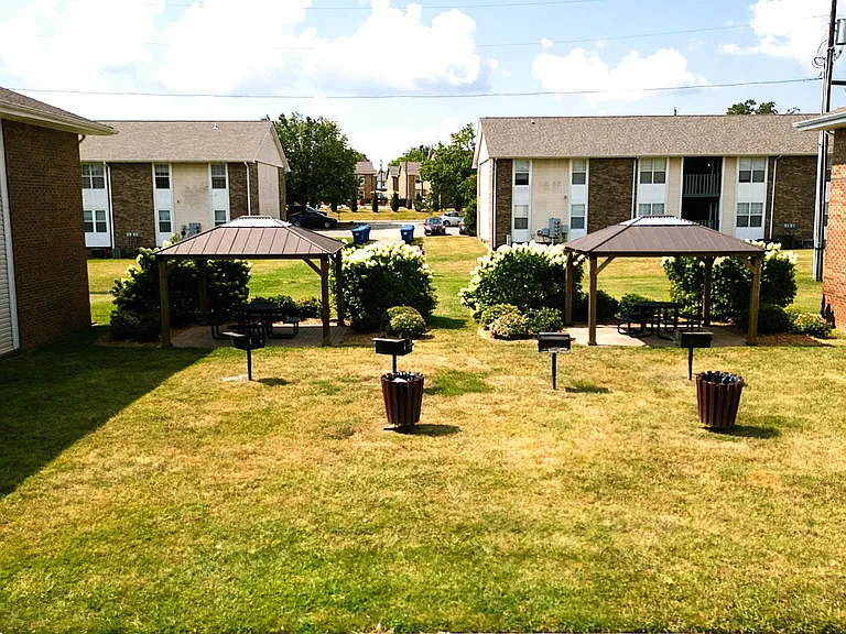 253 White Oak Rd #C — Photo 21