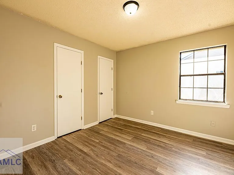 724 Timber Ridge Trl — Photo 7