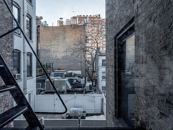 3rd image of 306 W 18th St APT 3B