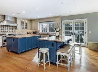 34 Lincoln Ave, Pt Chester, NY 10573