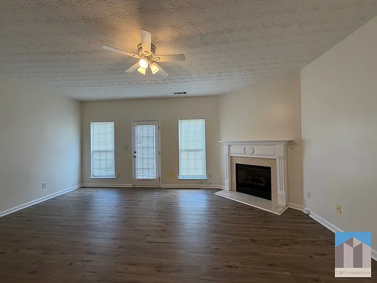 644 Kenridge Dr — Photo 6