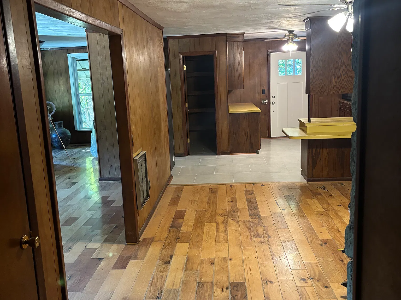 4 bed, 3500 sqft, $2,250 — Photo 3