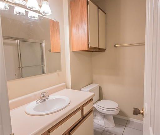 5th image of 45 Holly Dr #A