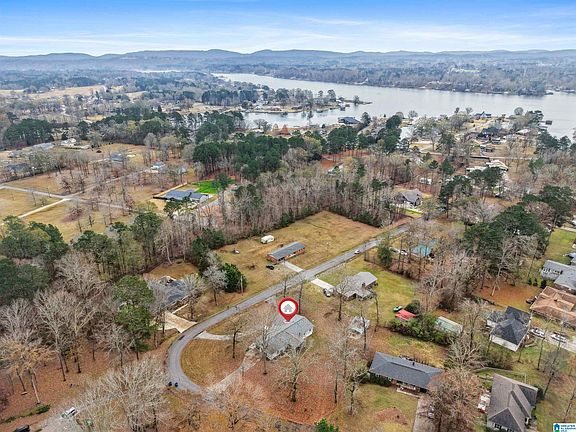 2nd image of 316 Waddill Dr