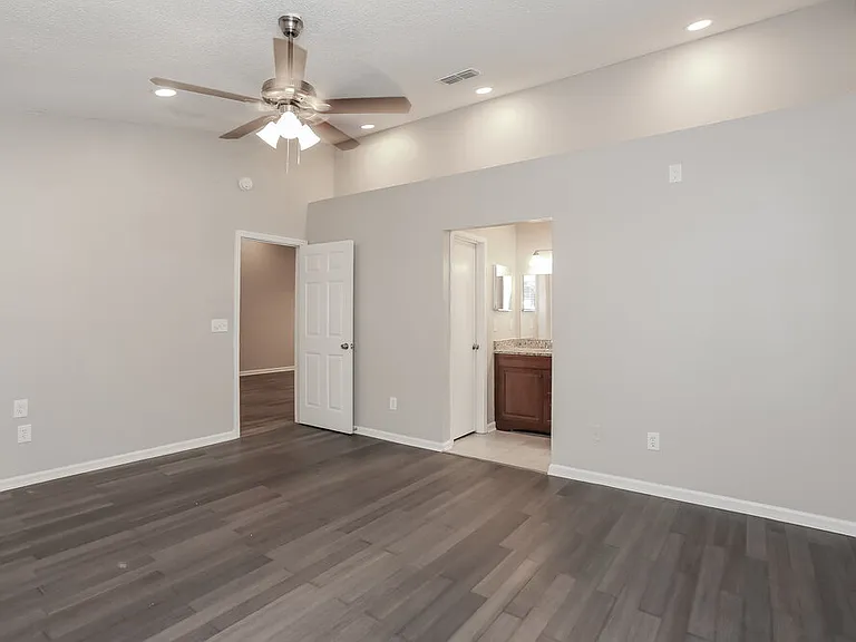 7862 Aquarius Cir S — Photo 10