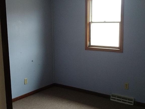 3rd image of 510 S State Route 129 APT 2