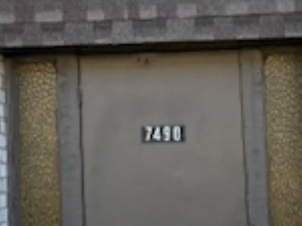 7490 Woodview St APT 2, Westland, MI 48185
