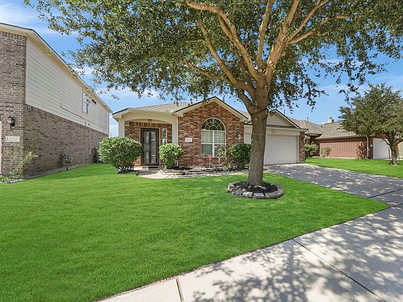 2nd image of 21522 Colton Cove Dr