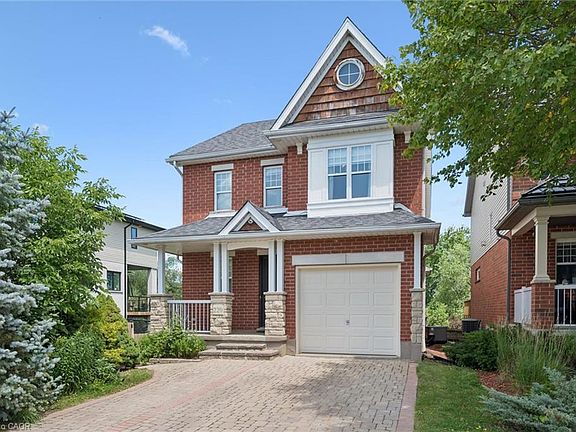 3rd image of 220 Carrington Dr