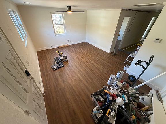 2nd image of 191 W Carver Dr #191