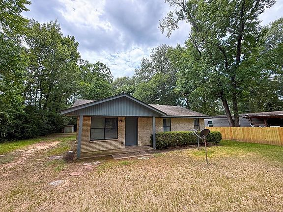 2nd image of 6304 Fm 1374 Rd