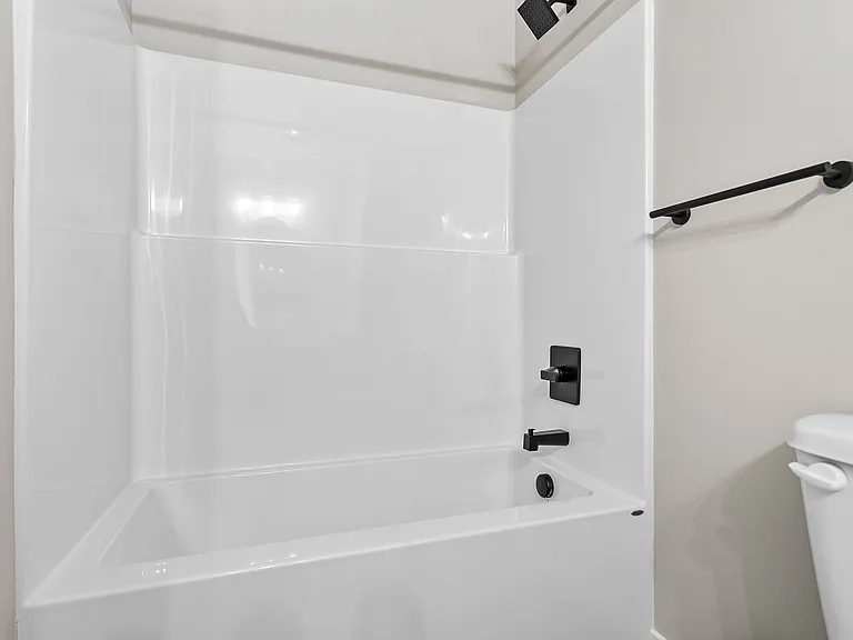 2205 Dejong Dr — Photo 24