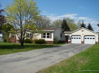 20 Timberview Dr, Skowhegan, ME 04976