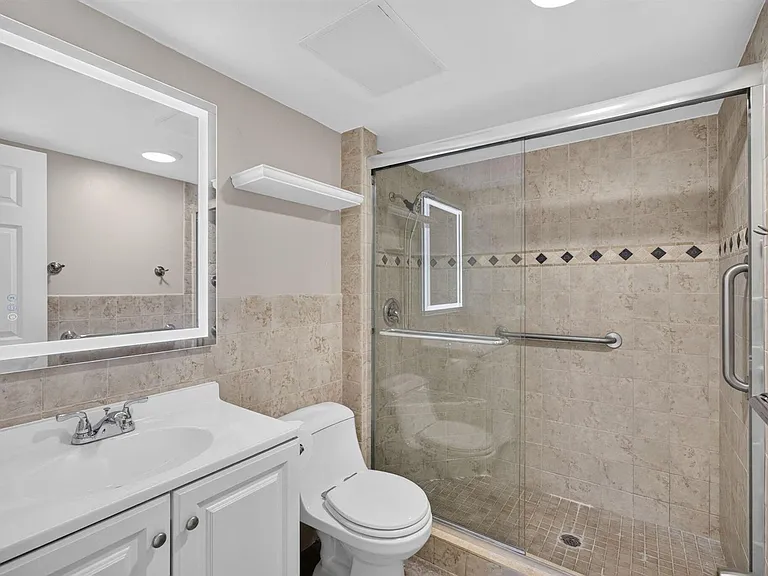 6341 Chasewood Dr #D — Photo 24