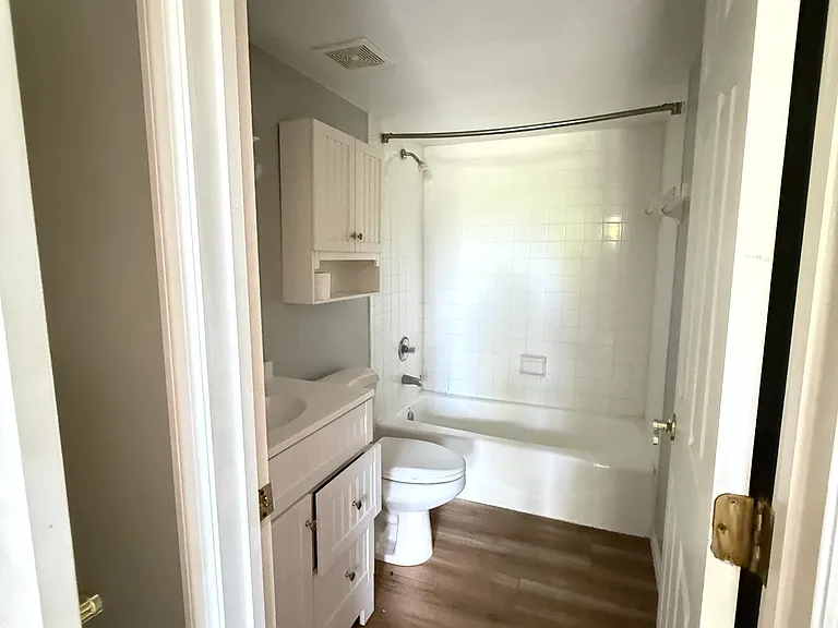2360 SW Archer Rd #608 — Photo 11