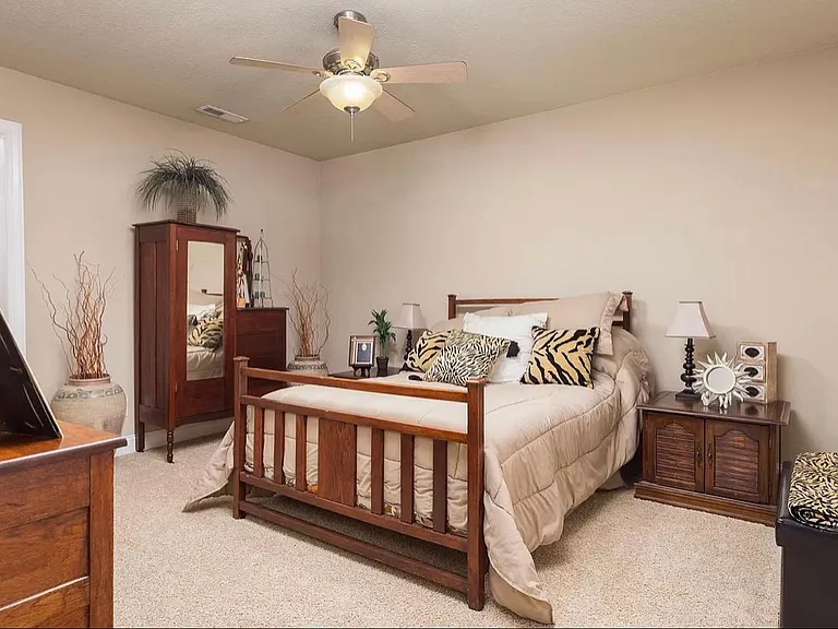 687 Lakewood Dr #C — Photo 30