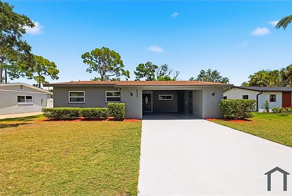4 bed, 1640 sqft, $3,499 — Photo 3