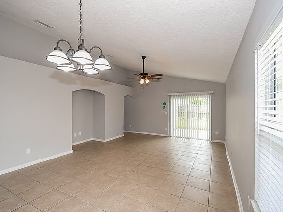 5th image of 1566 Hope Valley Dr