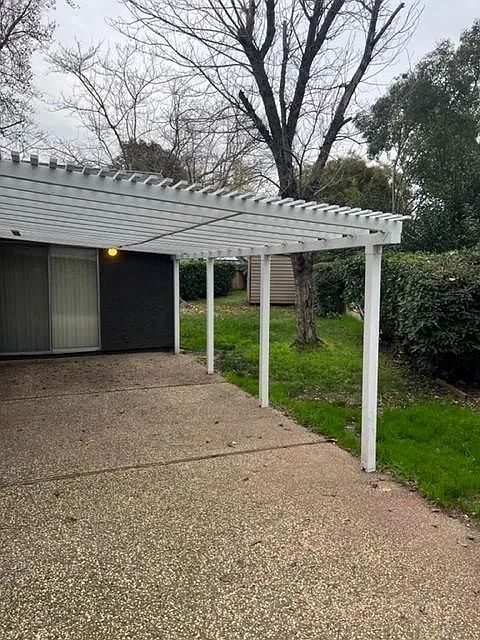 3 bed, 1244 sqft, $2,100 — Photo 2