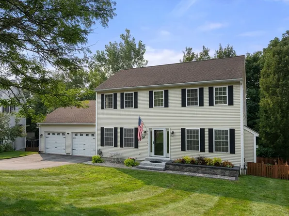 76 Bilotta Way, Fitchburg, MA 01420