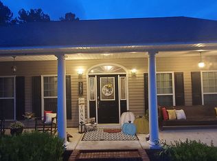 367 Drake Dr, Douglas, GA 31535