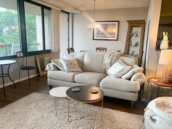 2nd image of 5500 Holmes Run Pkwy APT 807