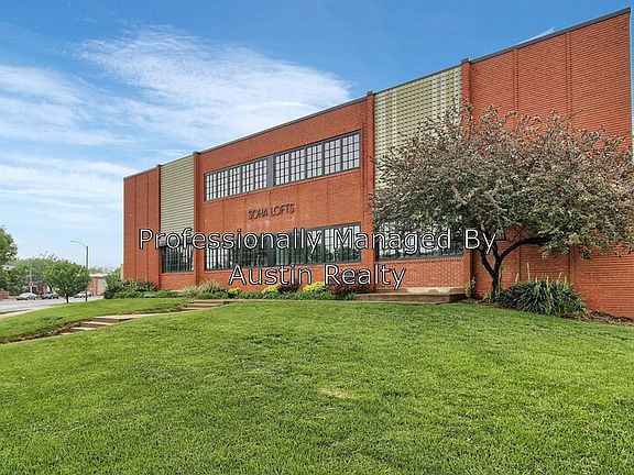 2nd image of 4650 Hampton Ave #4