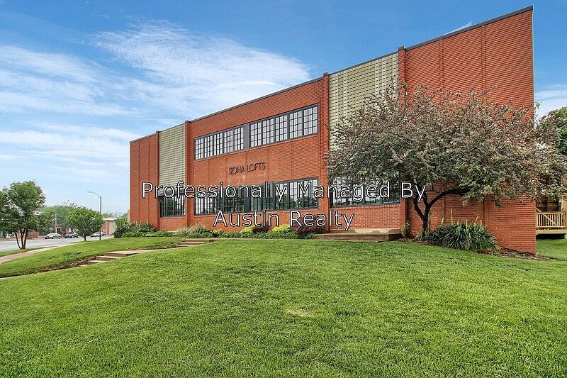 1st image of 4650 Hampton Ave #6