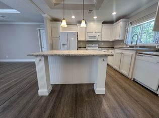 203 Delaware Rd, Defuniak Springs, FL 32433