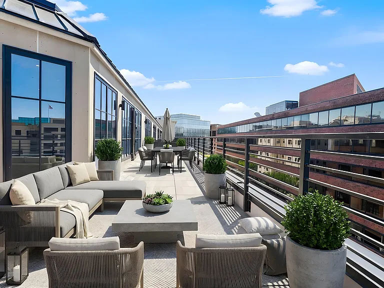 The Duke | 2121 Ward Place NW | Luxury Residences — Photo 4