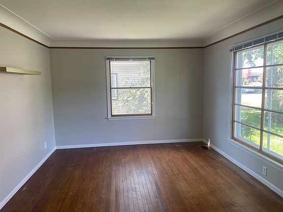 5th image of 6741 Xerxes Ave S