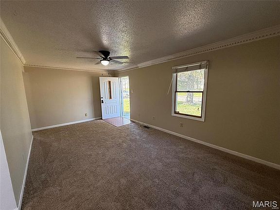 4th image of 3130 Ohare Dr