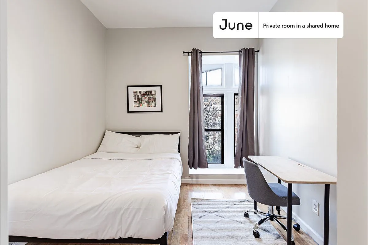 Full bedroom in 4 bed/2 bath home in Prospect Lefferts Gardens #1572 A — Photo 2
