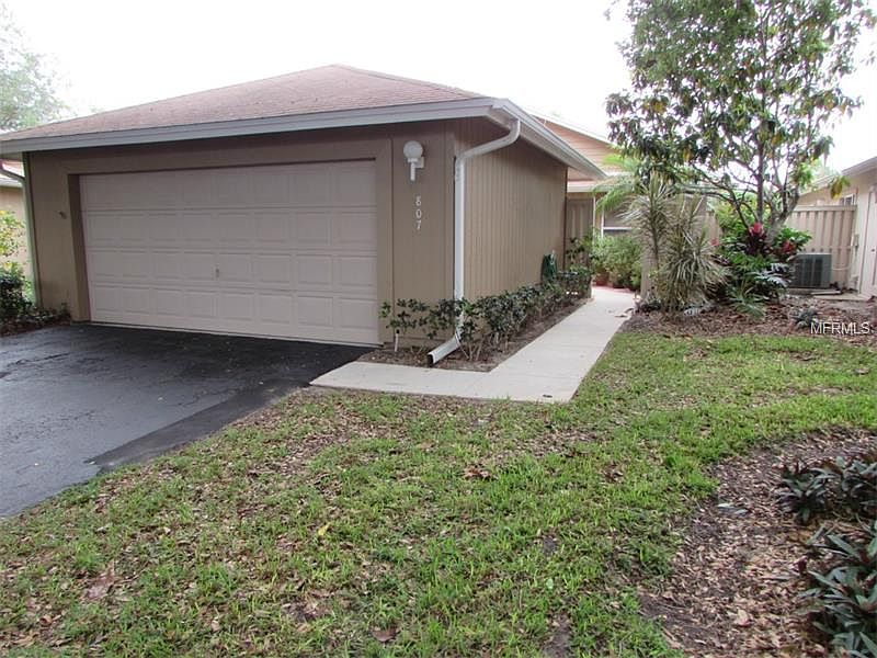 1st image of 807 Saint Clair Cir #807