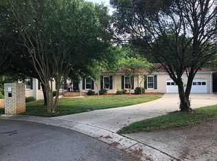 5000 Lansing Dr, Charlotte, NC 28270