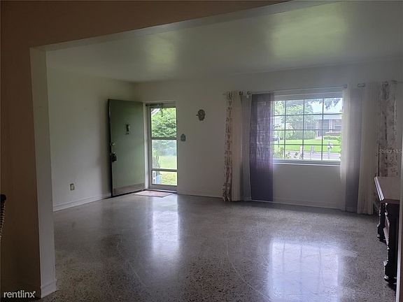 2nd image of 1604R Campbell Ave