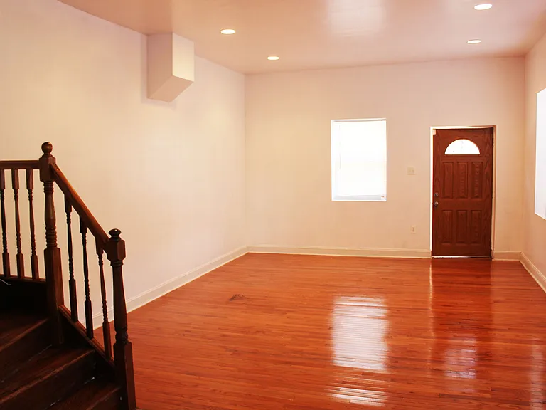 3873 Brandywine St — Photo 1