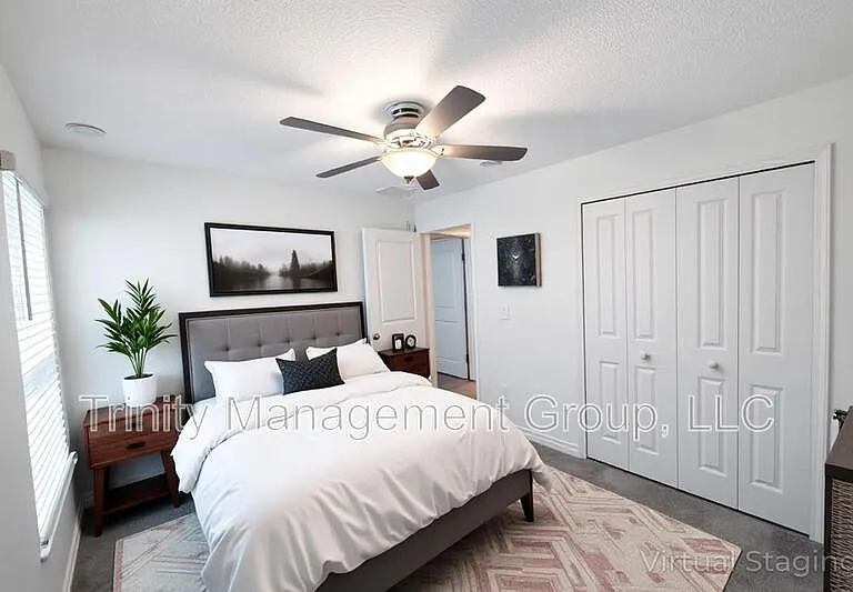 367 Argyll Dr — Photo 5