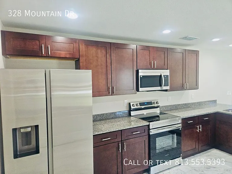328 Mountain Dr — Photo 6