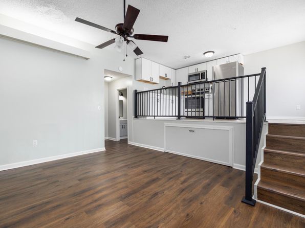 3814 Memorial Blvd #23