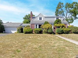 307 Maple Hill Dr, Hackensack, NJ 07601