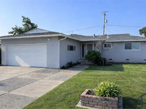 2825 N Hulbert Ave, Fresno, CA 93705